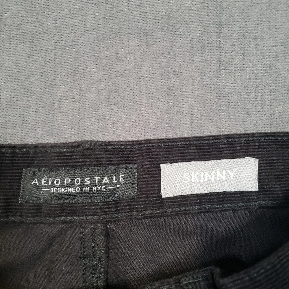 Aeropostale Corduroy Pants Mens 34/32 Black Skinny MGKTBA1